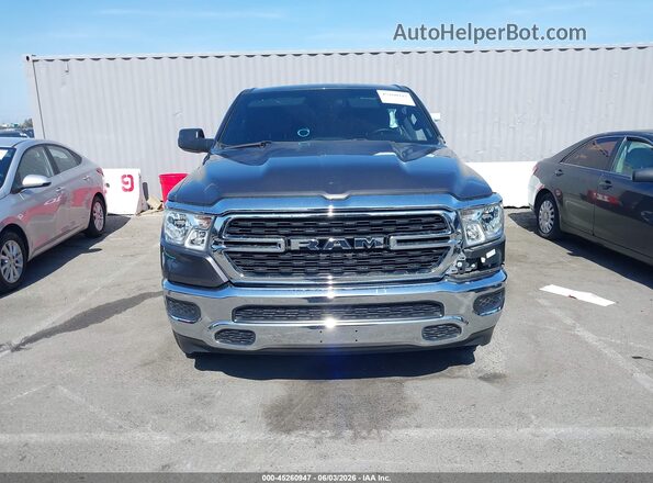 1C6RRFFG3RN213505 2024 RAM 1500 Gray Rear interior view