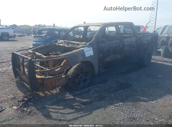 1C6RRFFG4KN888463 2019 RAM 1500 Черный Передняя левая четверть