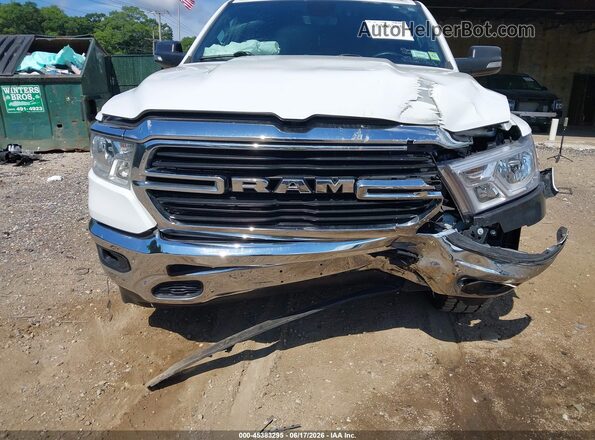 1C6RRFFG4MN579854 2021 RAM 1500 White Вид спереду