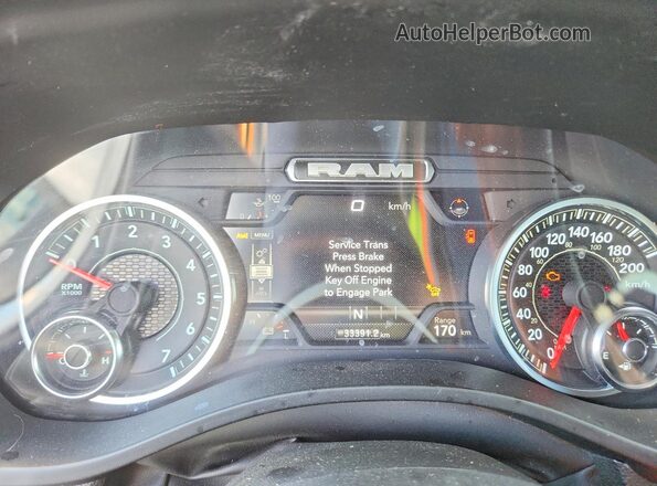 1C6RRFFG6SN548893 2025 RAM 1500 White Widok zestawu wskaźników