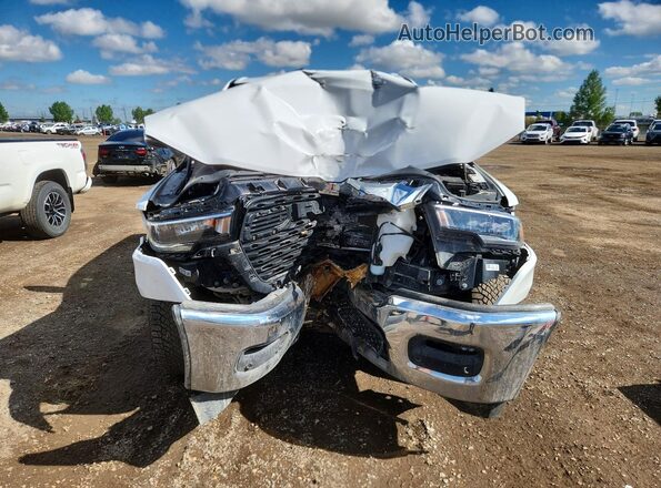 1C6RRFFG6SN548893 2025 RAM 1500 White Widok z przodu