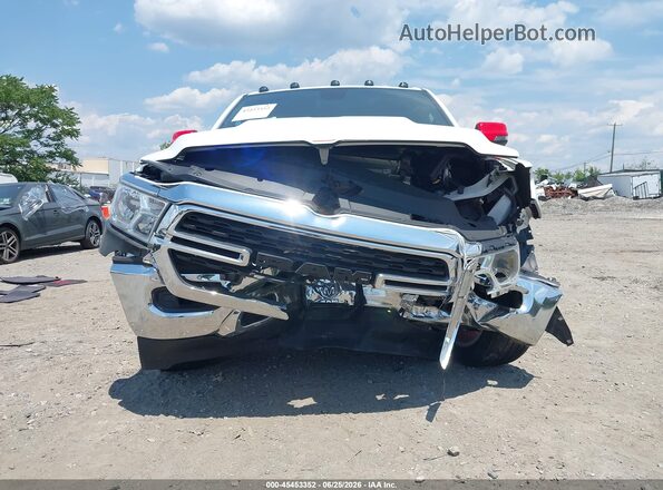 1C6RRFFG7PN541118 2023 RAM 1500 White Front view