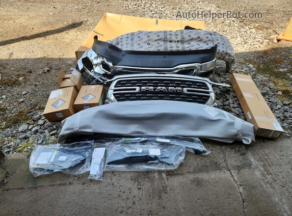 1C6RRFFG8NN328577 2022 RAM 1500 Gray 