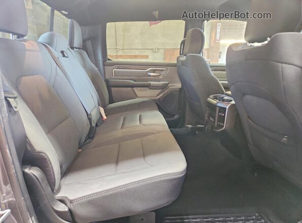 1C6RRFFG8NN328577 2022 RAM 1500 Gray 