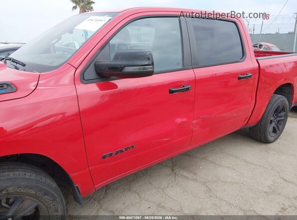 1C6RRFFG9PN652155 2023 RAM 1500 Red Вид спереду