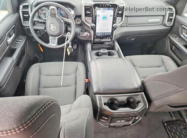 1C6RRFFG9RN189629 2024 RAM 1500 Black Dashboard view