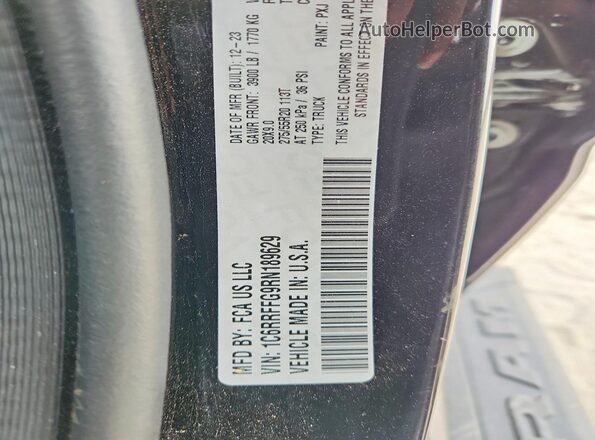 1C6RRFFG9RN189629 2024 RAM 1500 Black Engine compartment view