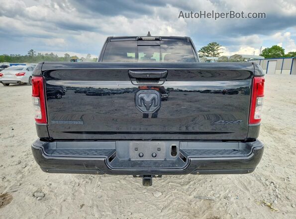 1C6RRFFG9RN189629 2024 RAM 1500 Black Rear view