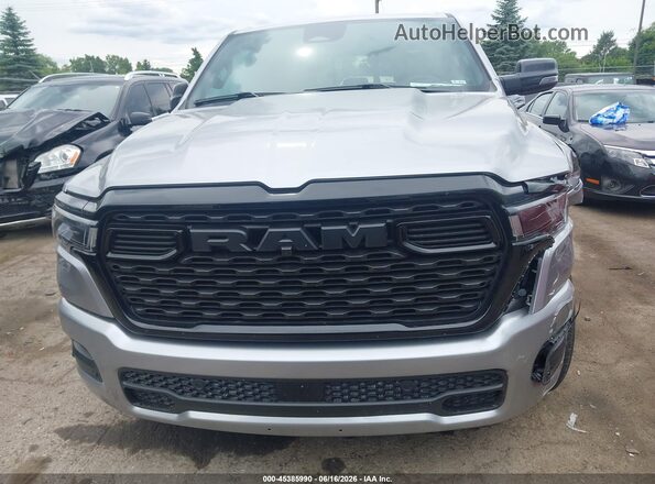 1C6RRFFG9SN698125 2025 RAM 1500 Silver Vista del cuadro de instrumentos