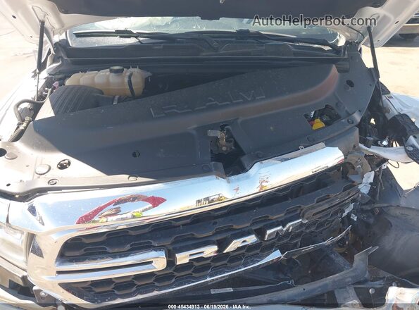 1C6RRFFGXNN395116 2022 RAM 1500 White Vista trasera