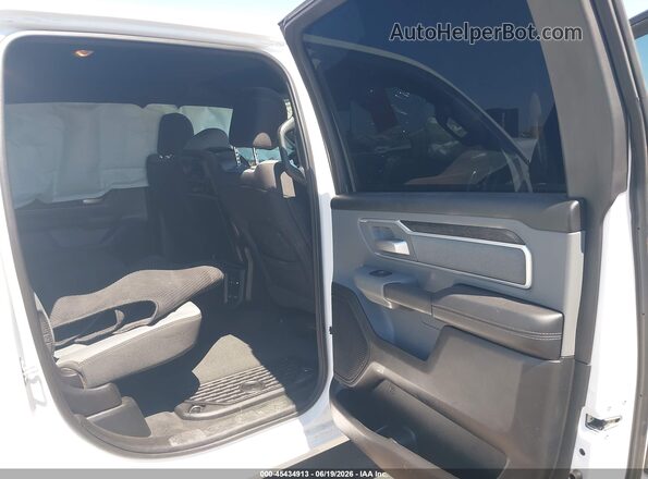 1C6RRFFGXNN395116 2022 RAM 1500 White Vista de la etiqueta del VIN