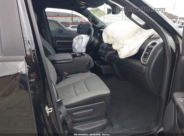 1C6RRFFGXPN632383 2023 RAM 1500 Black Vista interior delantera