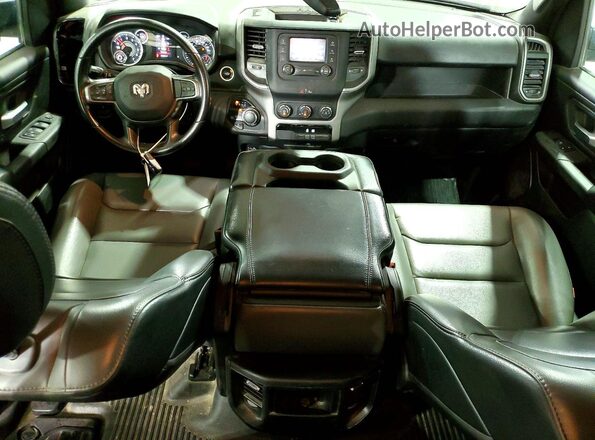 1C6RRFGG4RN215164 2024 RAM 1500 White Dashboard view