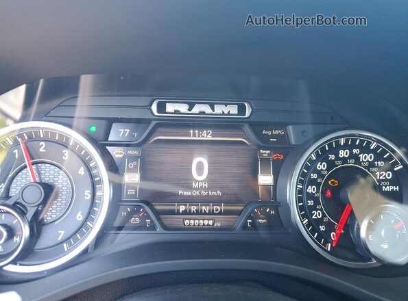 1C6SRFBT0NN120617 2022 RAM 1500 Black Вид щитка приладів