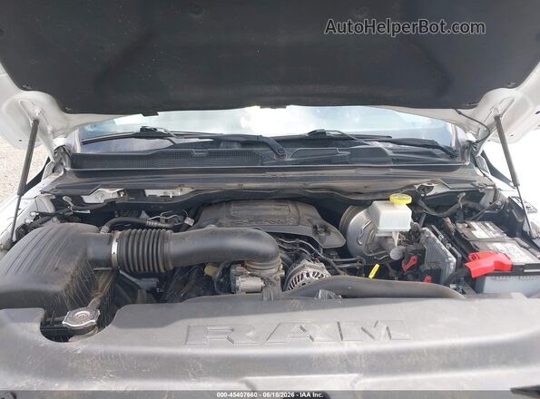 1C6SRFBT1MN819611 2021 RAM 1500 White Հետևի տեսք