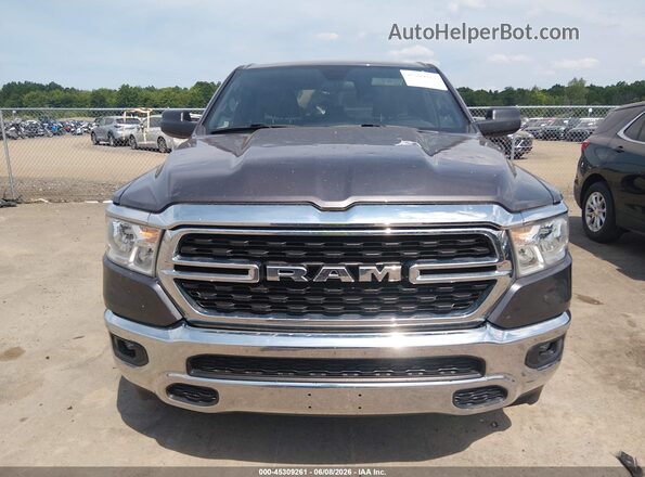 1C6SRFBT1NN134123 2022 RAM 1500 Gray Instrument cluster view