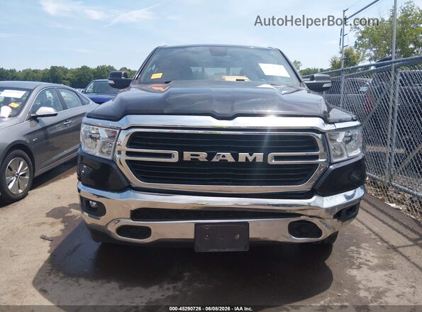 1C6SRFBT2KN892192 2019 RAM 1500 Black Instrument cluster view