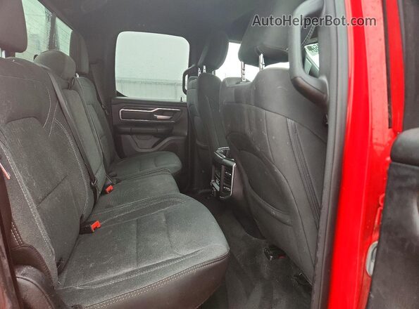 1C6SRFBT2MN736334 2021 RAM 1500 Red 