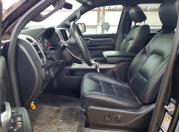 1C6SRFBT2NN236384 2022 RAM 1500 Черный Вид салона спереди