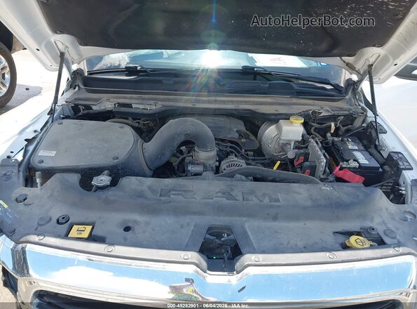 1C6SRFBT4KN921918 2019 RAM 1500 White Հետևի տեսք
