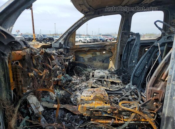 1C6SRFBT4LN136820 2020 RAM 1500 Burn Вид салону спереду