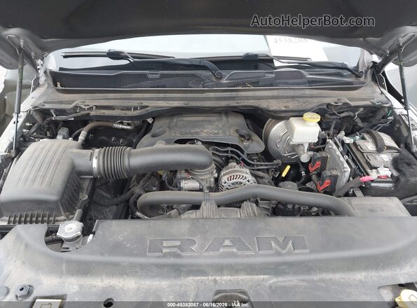 1C6SRFBT5MN782515 2021 RAM 1500 Серебряный Вид сзади