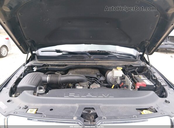 1C6SRFBT6KN530432 2019 RAM 1500 Черный 