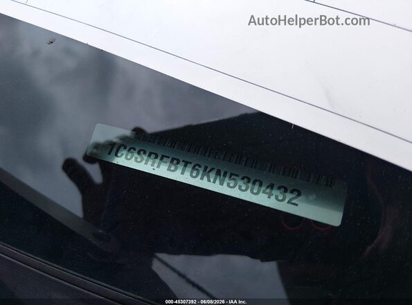 1C6SRFBT6KN530432 2019 RAM 1500 Черный 