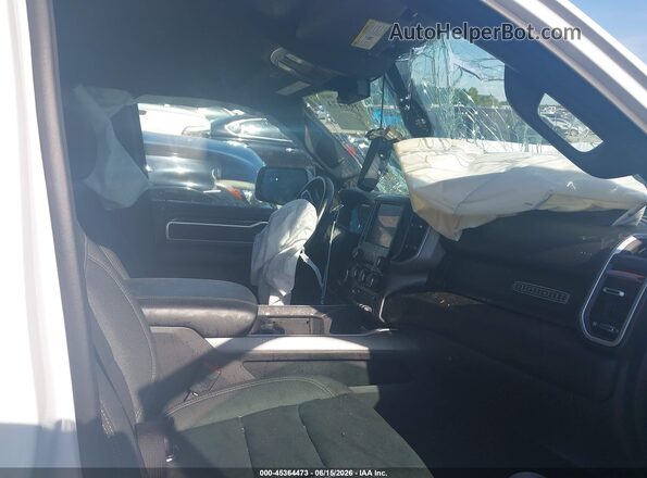 1C6SRFBT6NN205459 2022 RAM 1500 White Front interior view