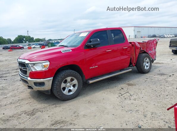 1C6SRFBT9KN555454 2019 RAM 1500 Red წინა მარცხენა ხედი სამი მეოთხედიდან