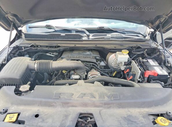 1C6SRFBT9KN823631 2019 RAM 1500 Black Սալոնի հետևի տեսք