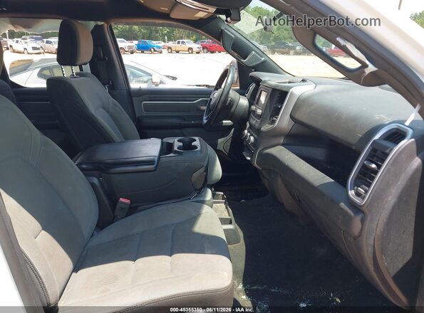1C6SRFBTXMN554820 2021 RAM 1500 White Vista interior delantera