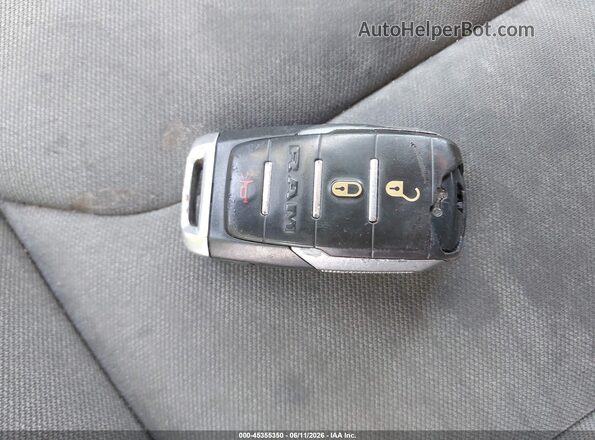 1C6SRFBTXMN554820 2021 RAM 1500 White Vista del salpicadero