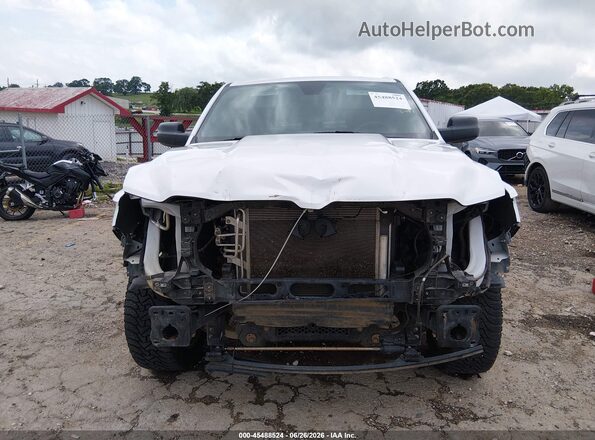 1C6SRFCT1NN438289 2022 RAM 1500 White Widok wnętrza z tyłu