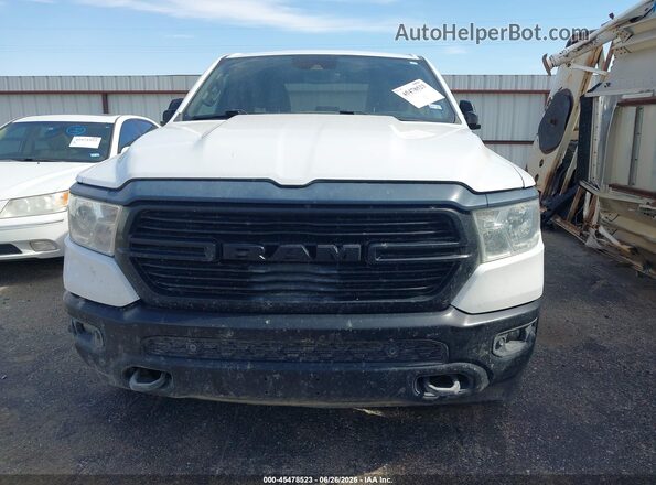 1C6SRFCT5NN433595 2022 RAM 1500 White Vista del cuadro de instrumentos