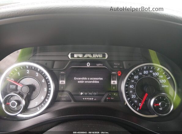 1C6SRFDT8LN227540 2020 RAM 1500 Gray Հետևի նստատեղերի տեսք
