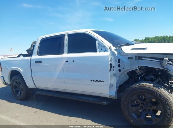1C6SRFFP5SN739450 2025 RAM 1500 White Vista interior de 360 grados