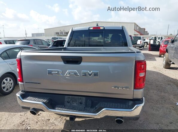 1C6SRFFP6SN562519 2025 RAM 1500 Silver 