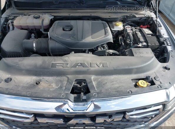 1C6SRFFP6SN562519 2025 RAM 1500 Silver უკანა ხედი