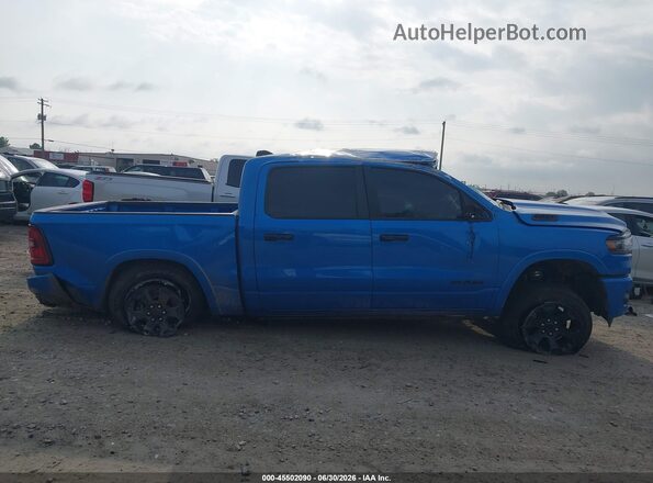 1C6SRFFP6SN732071 2025 RAM 1500 Blue სალონის 360-გრადუსიანი ხედი