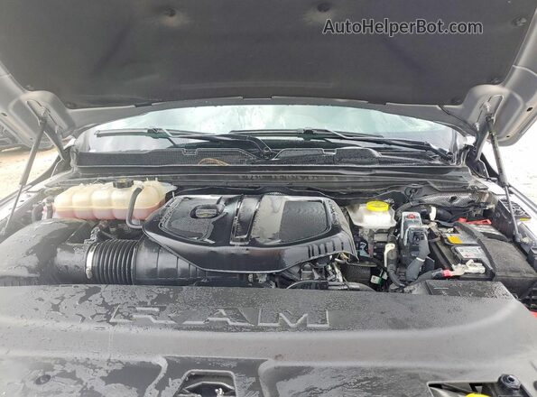 1C6SRFFP7SN735366 2025 RAM 1500 Silver 