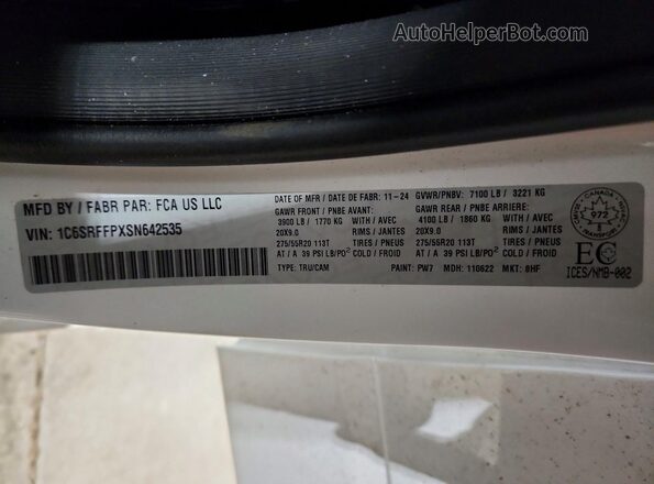 1C6SRFFPXSN642535 2025 RAM 1500 White Շարժիչի բաժամունքի տեսք