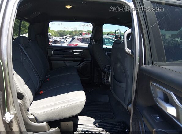 1C6SRFFT0LN287101 2020 RAM 1500 Gray Vista de la etiqueta del VIN
