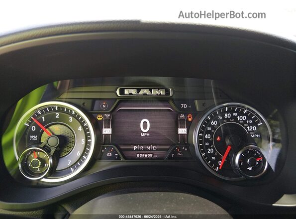 1C6SRFFT0LN287101 2020 RAM 1500 Gray Vista de los asientos traseros