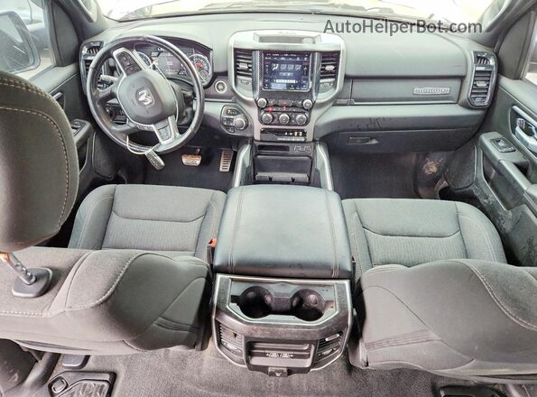1C6SRFFT0LN388669 2020 RAM 1500 White Vista del salpicadero