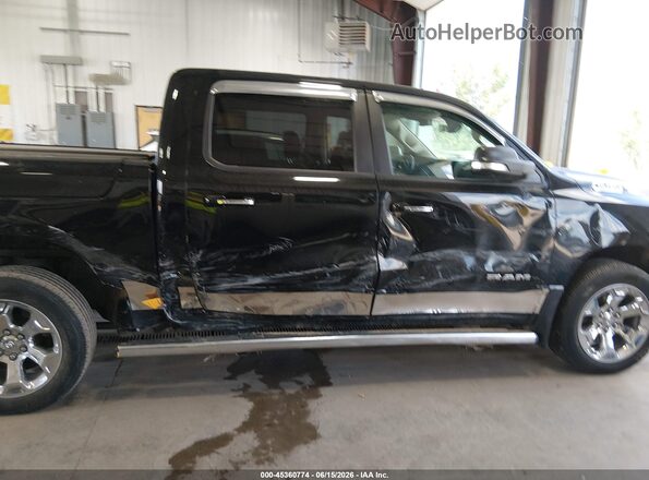 1C6SRFFT1KN783572 2019 RAM 1500 Black Սարքավորումների վահանակի տեսք