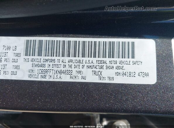 1C6SRFFT1KN840322 2019 RAM 1500 Gray Widok komory silnika