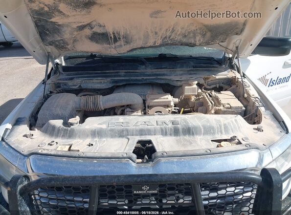 1C6SRFFT1NN411654 2022 RAM 1500 White უკანა ხედი