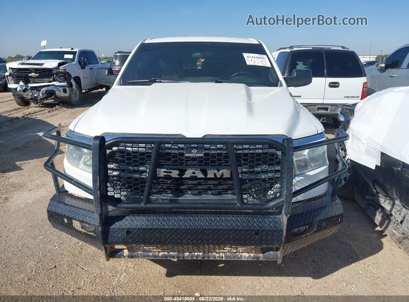 1C6SRFFT1NN411654 2022 RAM 1500 White ხელსაწყოთა პანელის ხედი