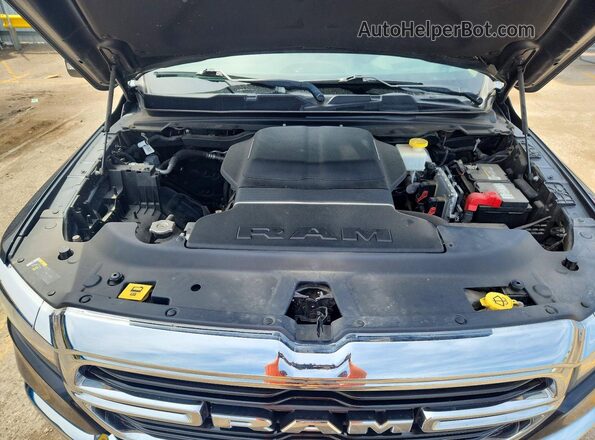 1C6SRFFT2KN573708 2019 RAM 1500 Черный Вид задней части салона